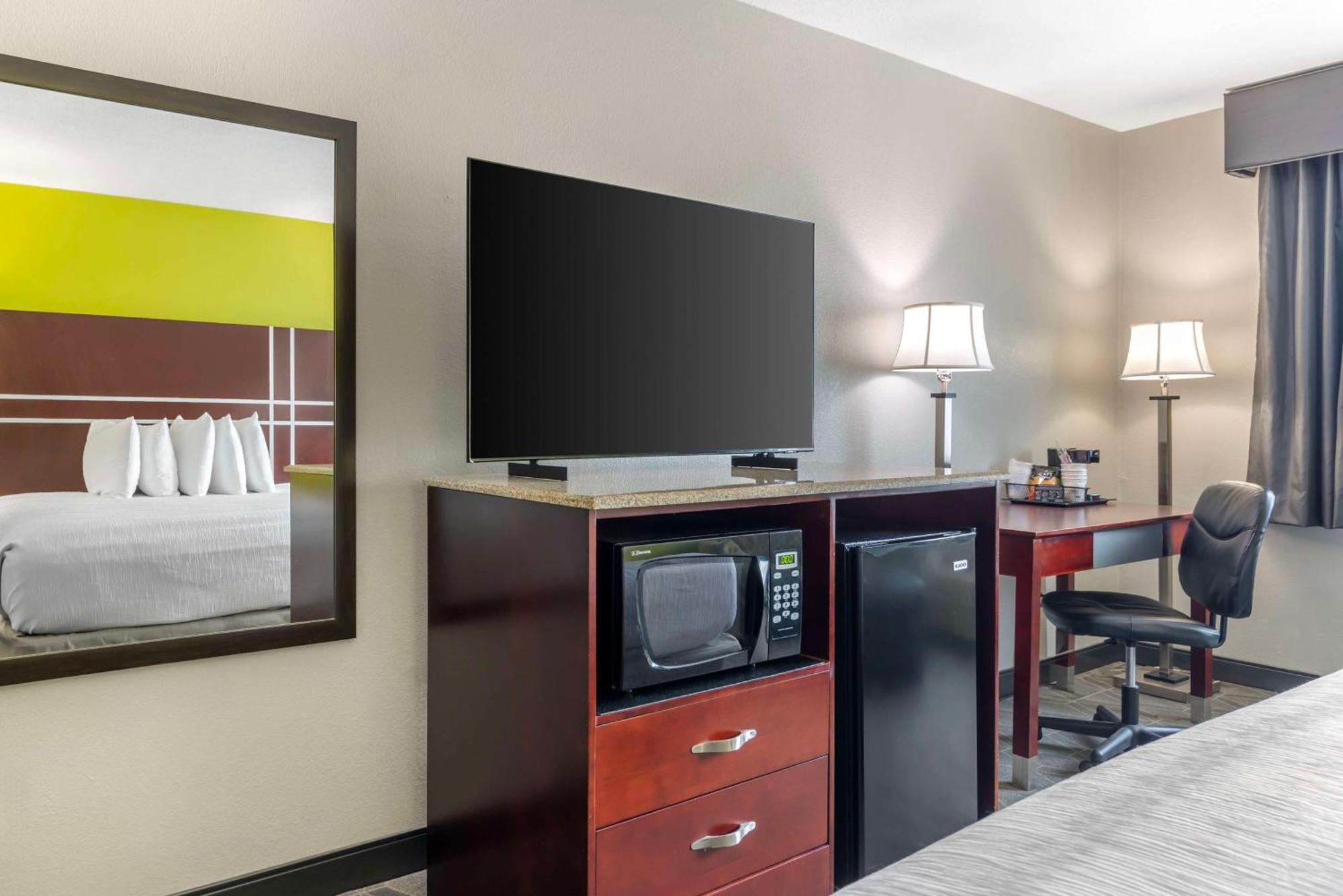 Best Western Auburn/Opelika Inn Екстер'єр фото