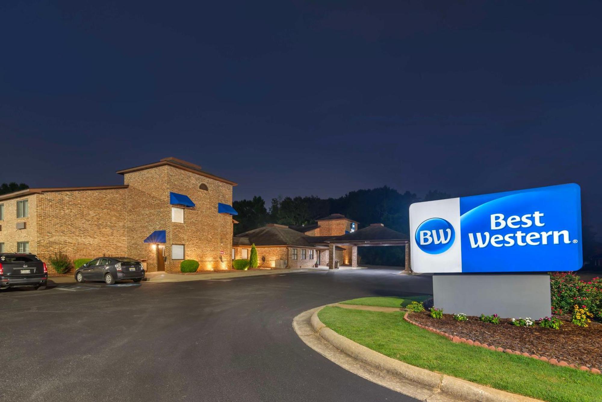 Best Western Auburn/Opelika Inn Екстер'єр фото
