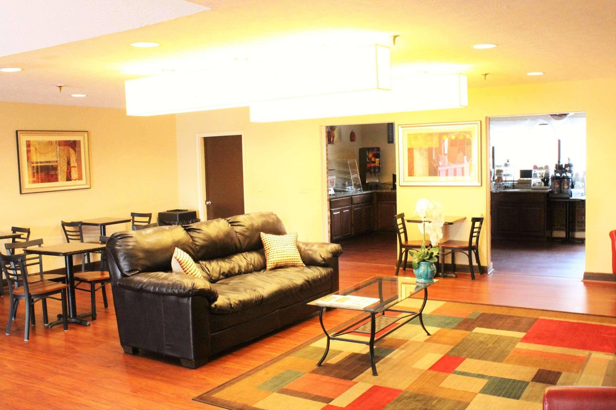 Best Western Auburn/Opelika Inn Екстер'єр фото